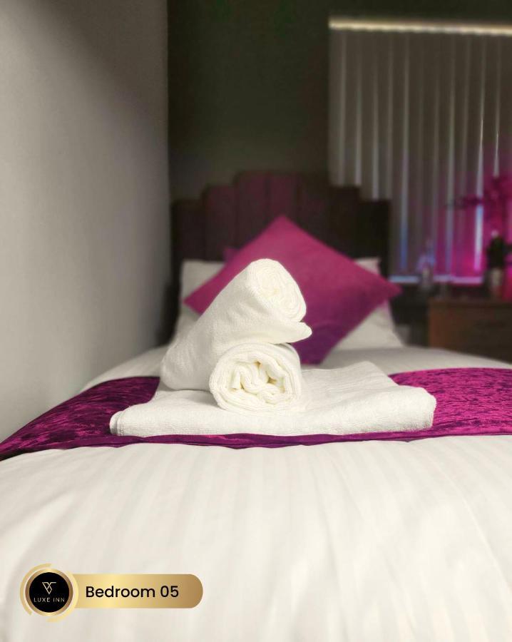Nr Birmingham City Centre, 5 Bed, Luxe Inn エクステリア 写真